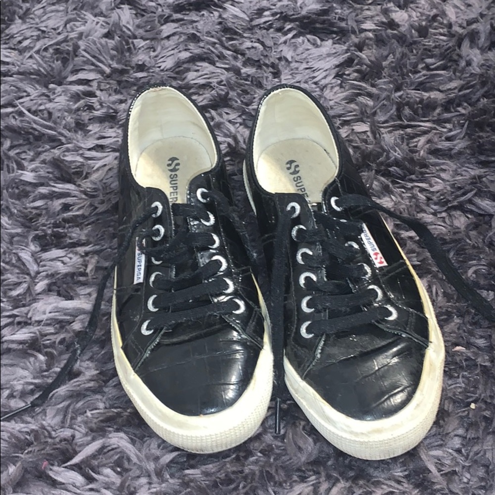 BLACK SNAKE SKIN SUPERGAS